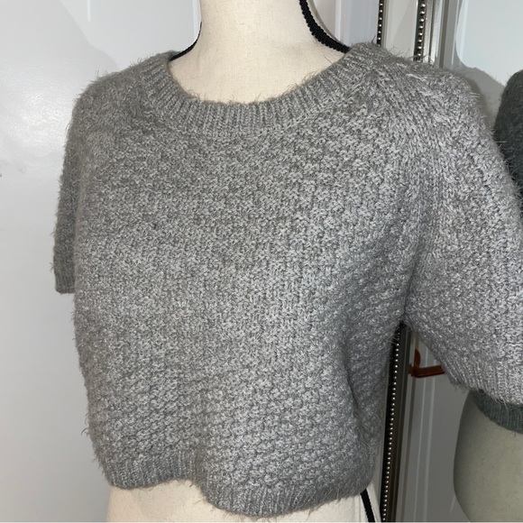 Lovers and Friends Cropped Knit Top - Picture 5 of 7